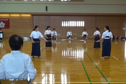 演技・小学生の部決勝